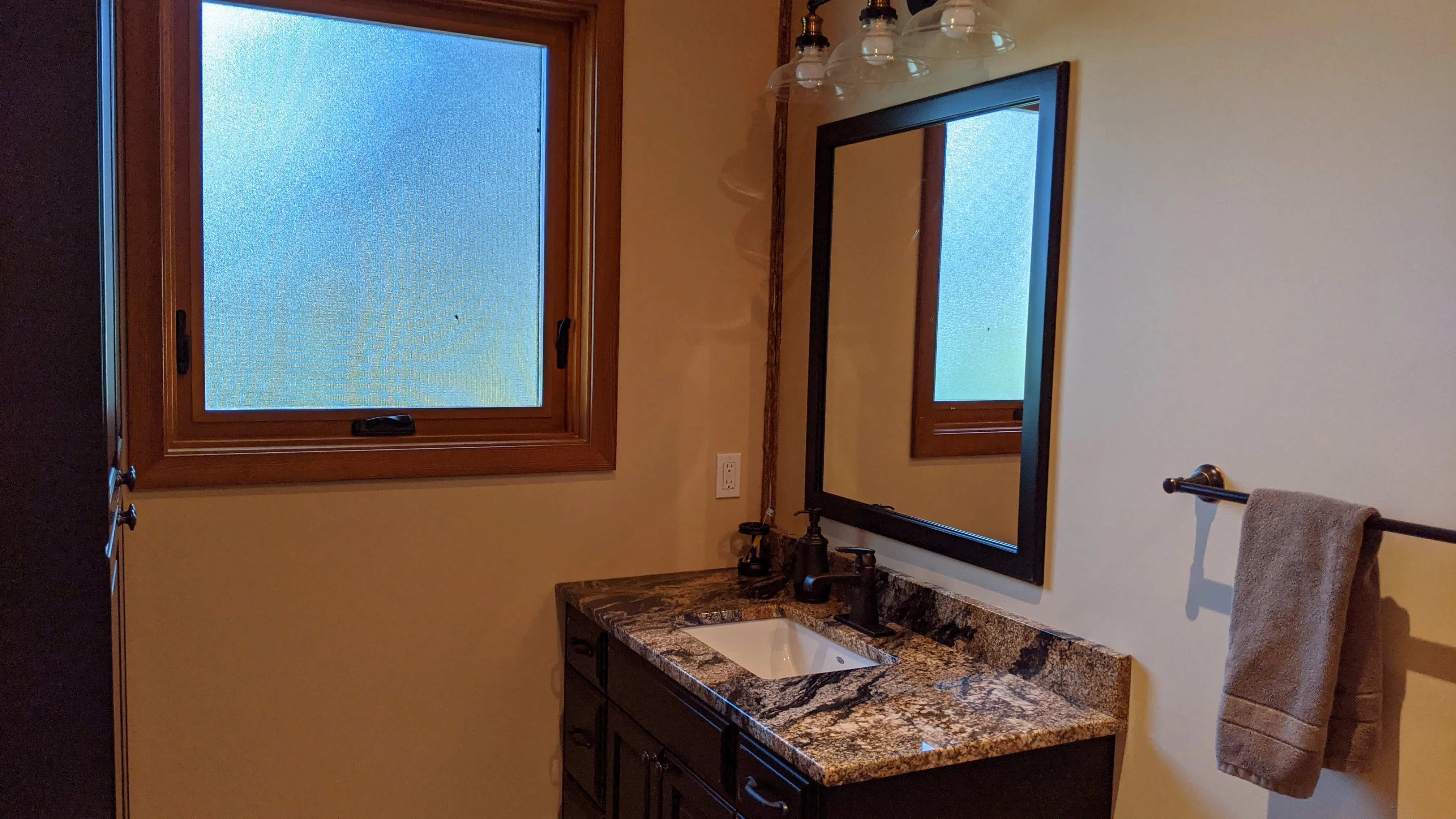 Tinhorn Lodge - Loft Bath